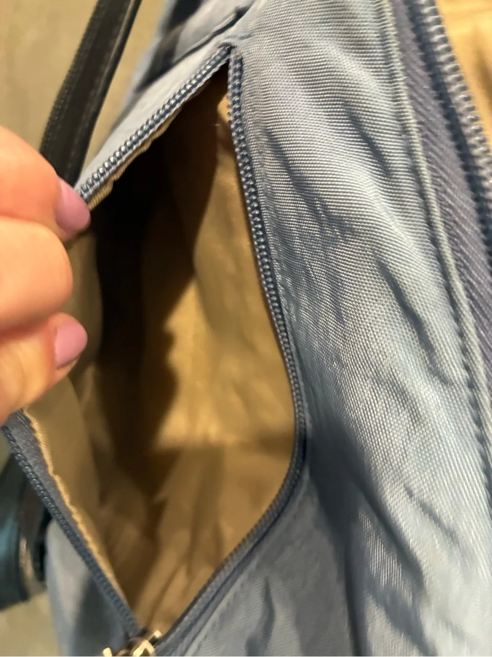 Baggallini Blue Triangular Canvas Backpack - Unbranded